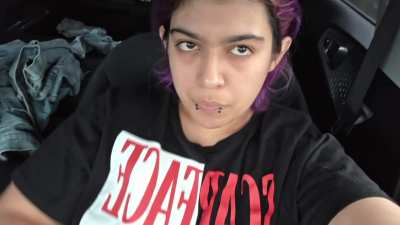 Flashing my tits 💋