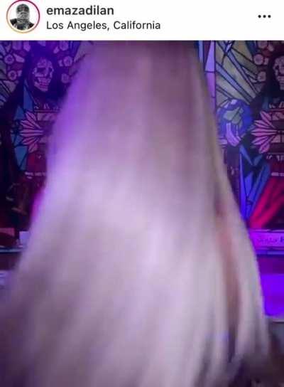 Emaza getting nasty for the gram at drake party