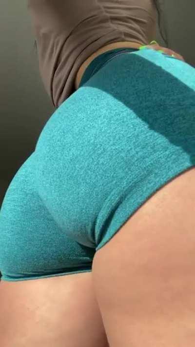 I love tight shorts.. they make my ass look so good 😜