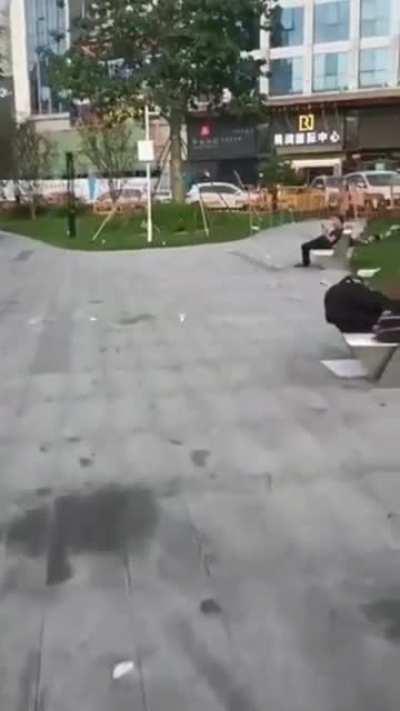 🇨🇳 Chinese people locked out of their homes, sleeping on the streets in Shenzhen because they missed a PCR test and could not get a green QR code allowing them into their buildings