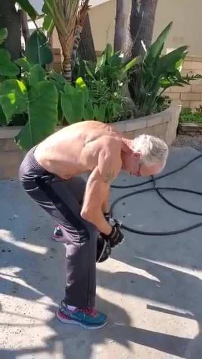 It's never too late ! Oldest Calisthenics Dad