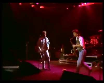 Huey  Lewis  &  the News  -  I want a new drug   ( Live at the E-Werk in Cologne, Germany in 1991 )