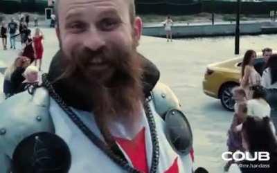 Какой радостный тамплиер