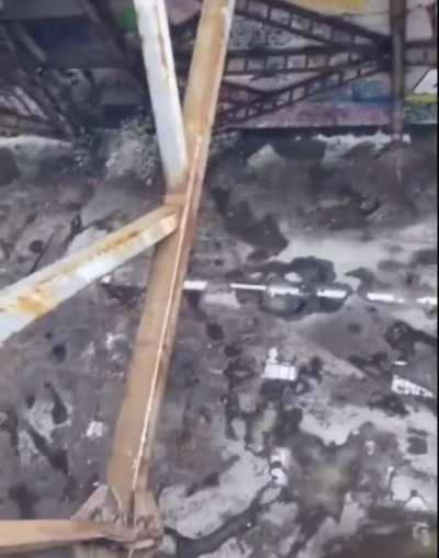 Butt clamp bungee jump