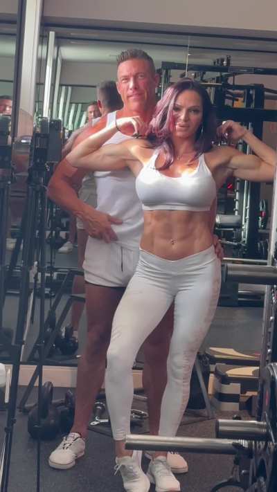 Post workout flex, I sucked his cock right after this..