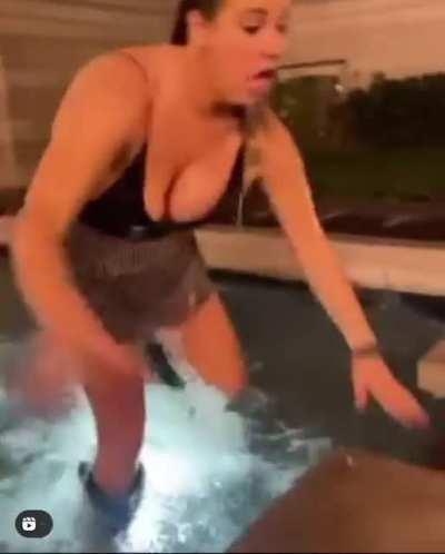 HMC while I take a dip in a public fountain
