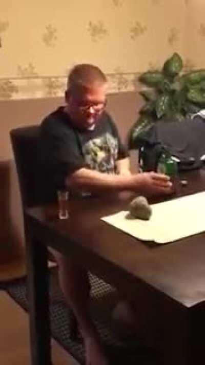 Suomalaisten kivi sakset paperi