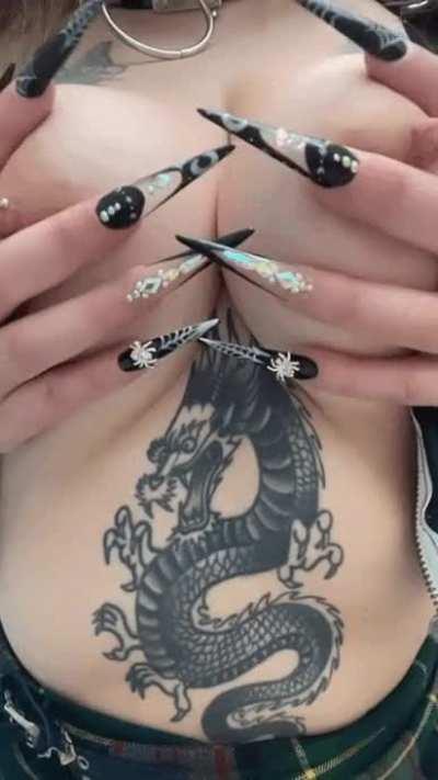 Fucktoy or gf material?