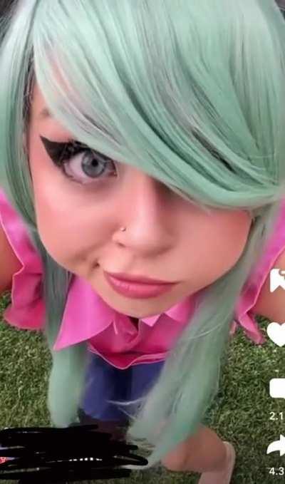 Umm.. first thing that popped up on Snapchat spotlight..