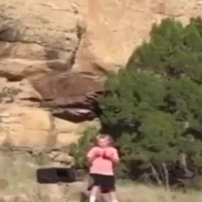 when killer queen plants bomb on a object