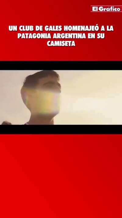 el Wrexham Gales presento su camiseta en homenaje a la patagonia Argentina: