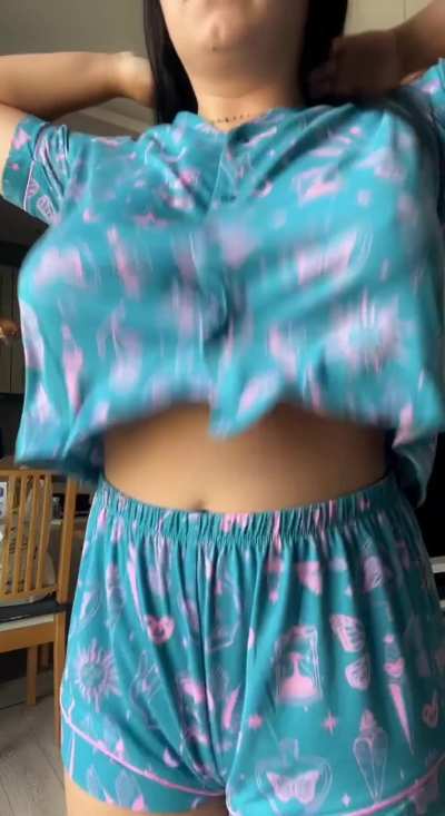 Can I interest you in some huge tits? [drop]