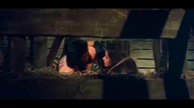 Dimple Kapadia hot 🔥🥵 passionate love making scene 