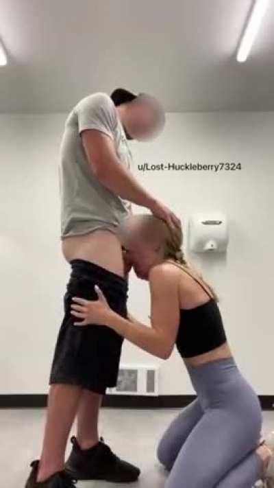 Post workout throat fuck in the gym change room