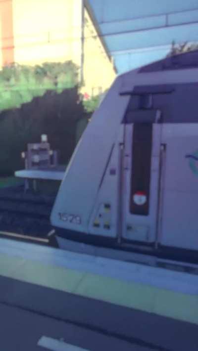 Maxine On the Train (Balak) + (Full vers. in comments)