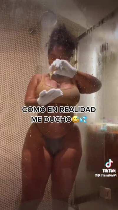 Enseñando ese culote 🍑