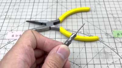 This guy makes mechanical insects... with real insects... that have real functioning mechanics!😮