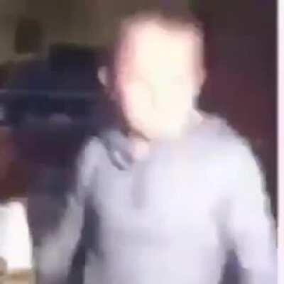 aberage cumong us fan when sus