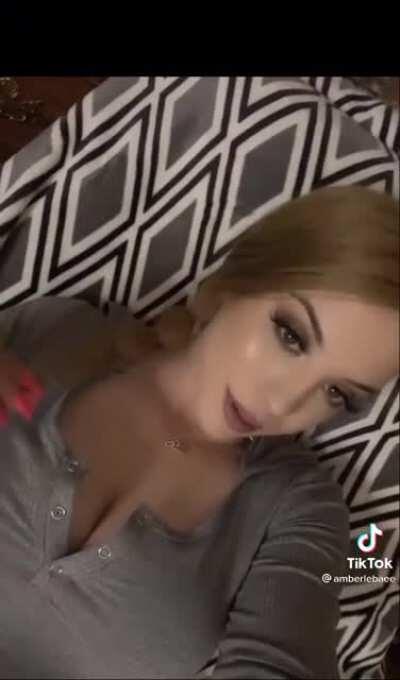 She's a hips breaker