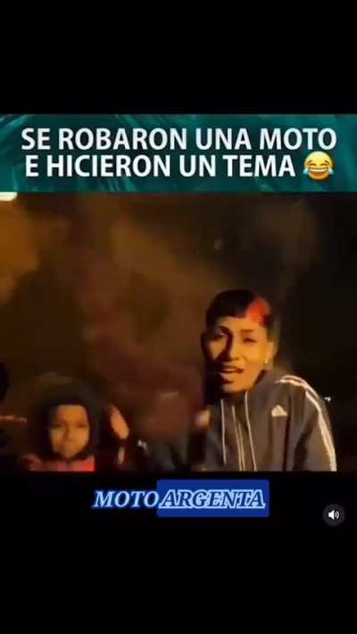 Unos cantantes se robaron una moto de esa marca para poder usarla en uno de sus videoclips.