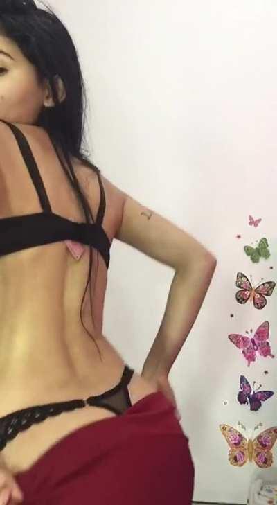 Who's down to breed? Who wants to be that lucky guy?