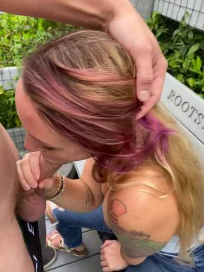 snuck a nice sloppy blowjob in on our walk 😘