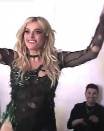 The things I would do to that ass. 🤤