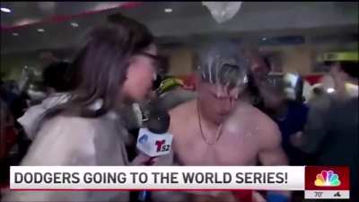 Olivia Garvey (NBC4 News LA) - Dodgers vs. Mets (10-20-2024)