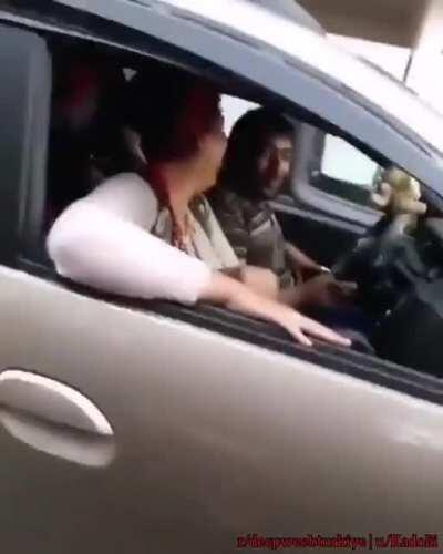 Dilencilere para vermeyin