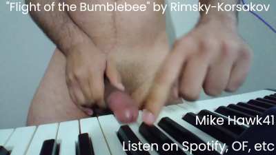 Man plays Flight of the Bumblebee with his penis (It's me, I'm the man)