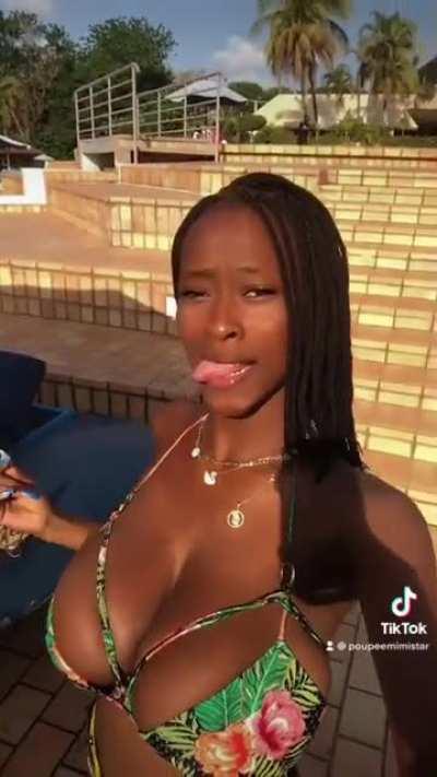 my boob's👙🌊💖