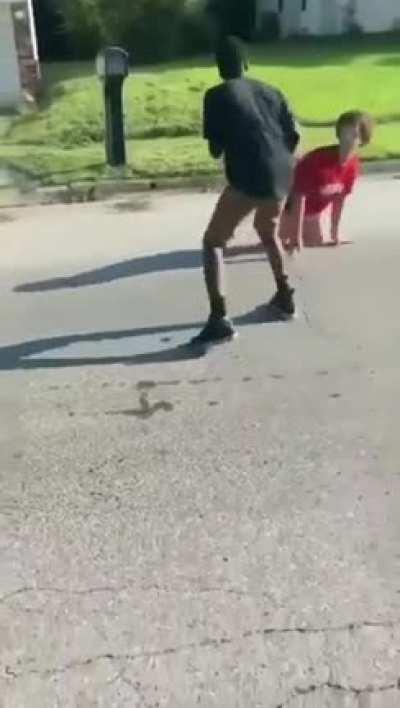 Dude has NO Legs and NO Fear