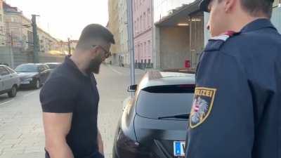 Hahaha wir Österreicher haben halt den besten Humor 2😁😁😂😂😂😂😂😂🍻🍻🍻🍻🇦🇹🇦🇹🇦🇹🇦🇹🇦🇹🇦🇹🇦🇹🇦🇹🇦🇹