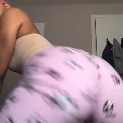 Tbh I 𝗠𝗜𝗚𝗛𝗧 get rid of this page ... and Na I’m not giving it to nobody if I do 👏🏽💯‼️