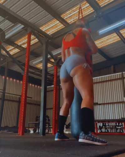 Boxing Jiggle