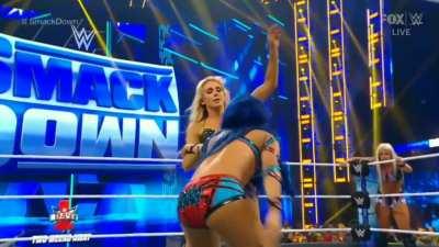 Tonight on SmackDown, Part 1: Sasha Banks & Toni Storm team up against Shotzi & Charlotte Flair!