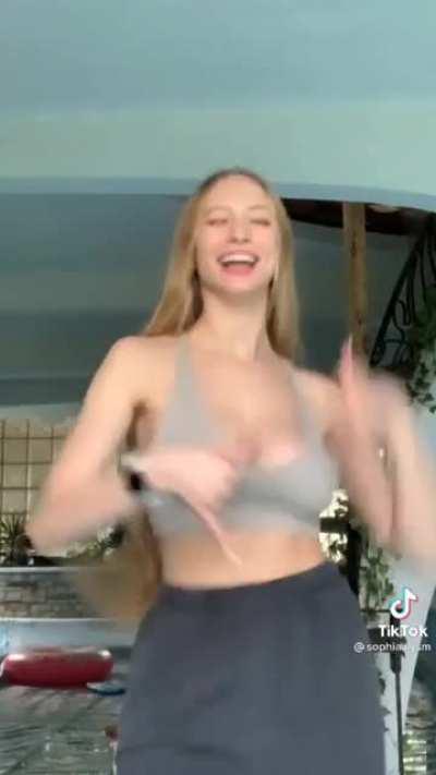 Sophia Diamond Tok: sophia.ilysm