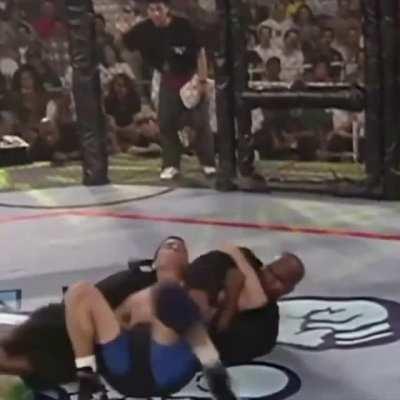 One of the best professional knockouts ever