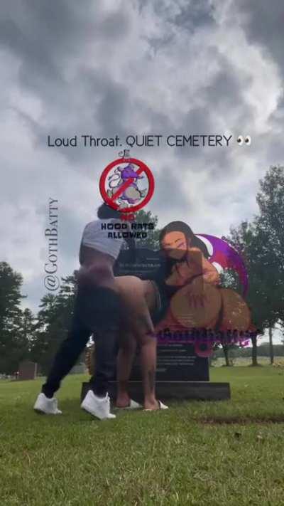 Gothbatty getting it in in the cemetery 
