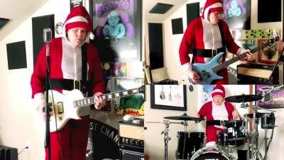 HMF while I rip this Christmas track