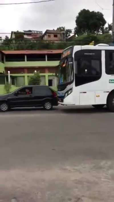 Quem tá mais errado?