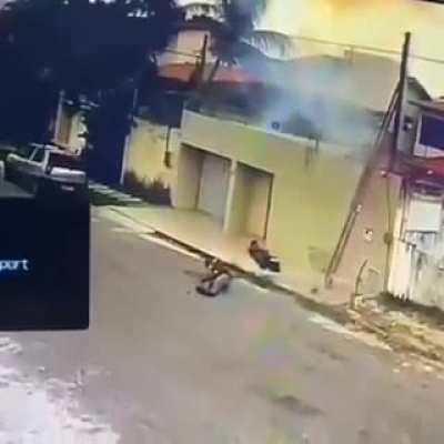 To repair live wire (LOUD SOUND)