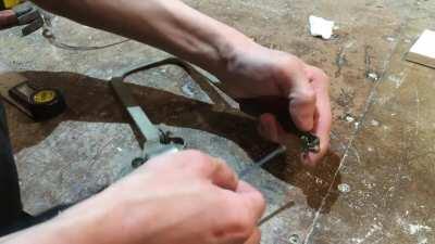 Лобзик электрический.