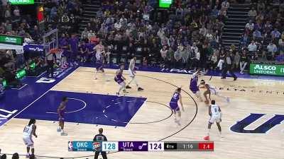 [Highlight] SGA spins, fades, and hits the tough jumper to beat the shot clock buzzer