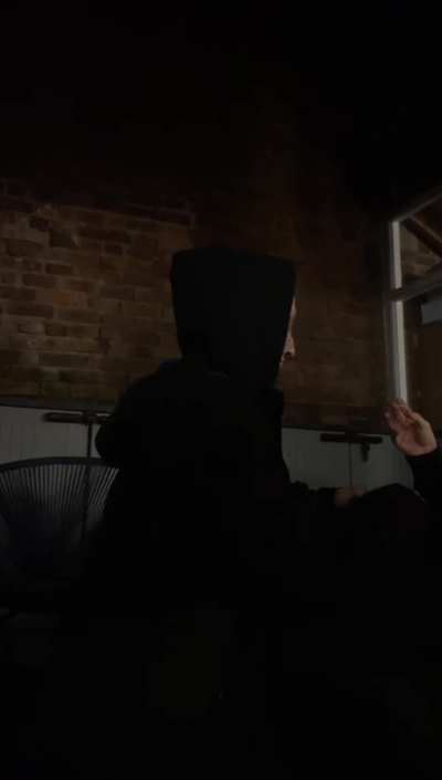 I love sucking my friends while they smoke 