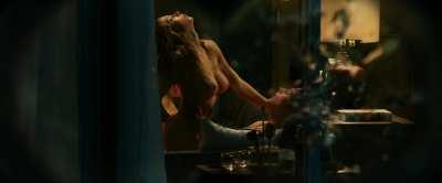 This video of Sydney Sweeney will NEVER fail to get me hard