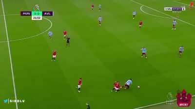 Casemiro late challenge vs Aston Villa (No card given)