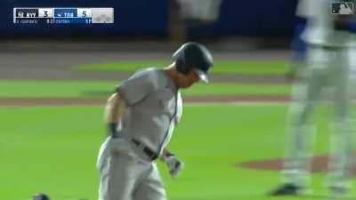 [Highlight] Gardner cuts the deficit to one against the Jays with his second homer of the season