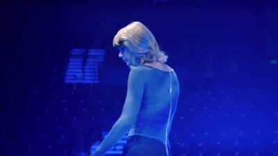 1989 Tour rehearsal 🥵🤤