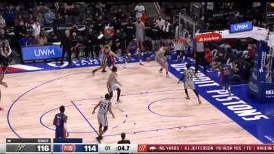 [Highlight] Saddiq Bey follows Demar with the crazy corner triple to give the Pistons a 1 point lead with 1.9 left
